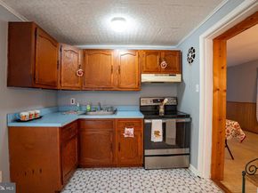 14 Norwyn Road, Hatboro PA 19040