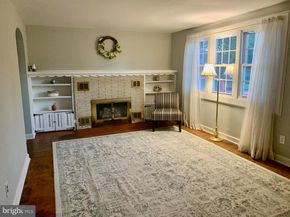 14 Norwyn Road, Hatboro PA 19040