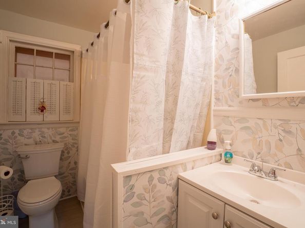14 Norwyn Road, Hatboro PA 19040