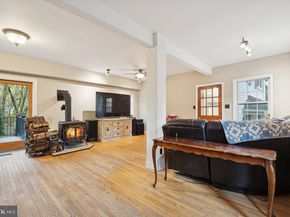 1320 Clayton Avenue, Oakford PA 19053