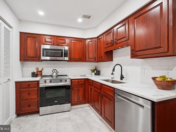 8101 Connecticut Avenue S307, Chevy Chase MD 20815