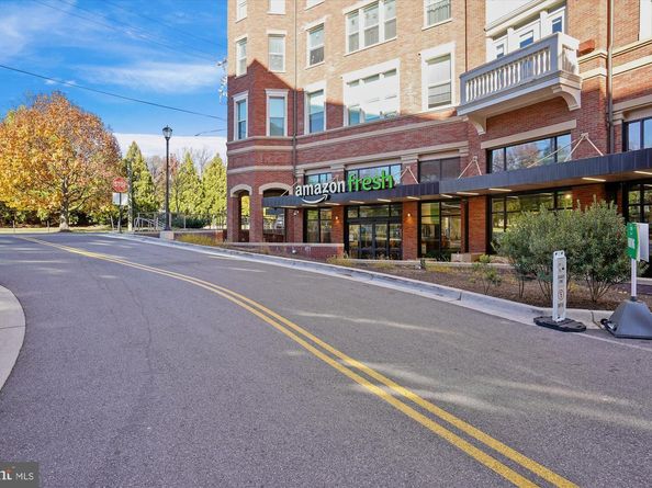 8101 Connecticut Avenue S307, Chevy Chase MD 20815