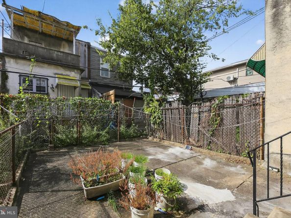 2210 S Felton Street, Philadelphia PA 19142