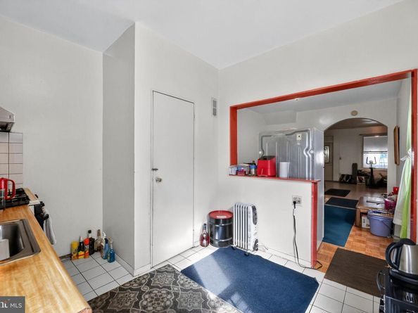 2210 S Felton Street, Philadelphia PA 19142