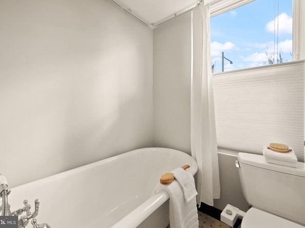 1641 V Street NW, Washington DC 20009