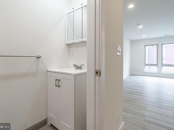 2437 W Thompson Street, Philadelphia PA 19121