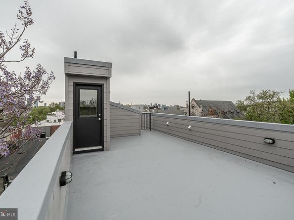2437 W Thompson Street, Philadelphia PA 19121