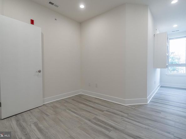 2437 W Thompson Street, Philadelphia PA 19121