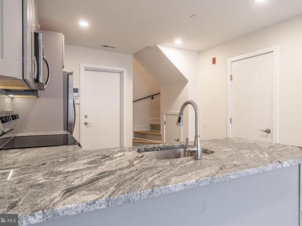 2437 W Thompson Street, Philadelphia PA 19121