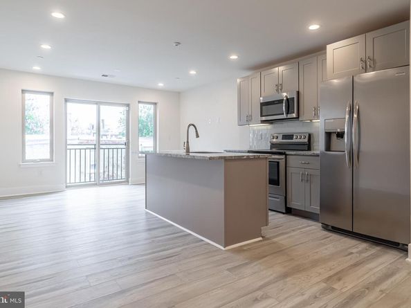 2437 W Thompson Street, Philadelphia PA 19121