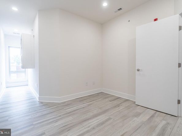 2437 W Thompson Street, Philadelphia PA 19121