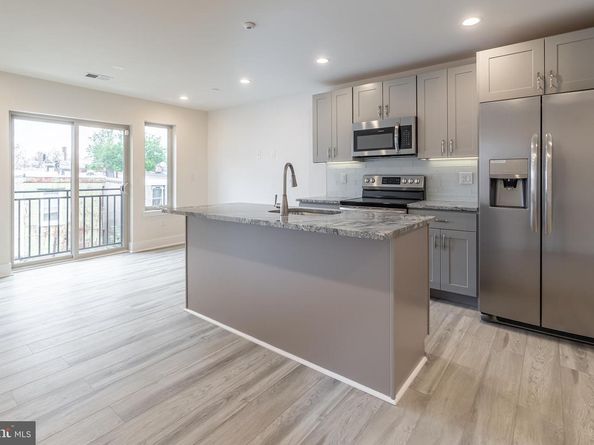 2437 W Thompson Street, Philadelphia PA 19121