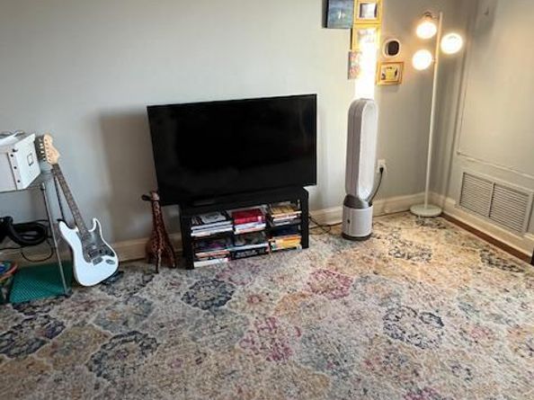 2001 Hamilton Street 1920, Philadelphia PA 19130