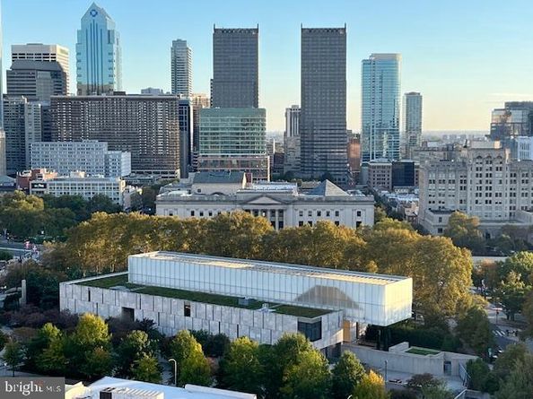 2001 Hamilton Street 1920, Philadelphia PA 19130