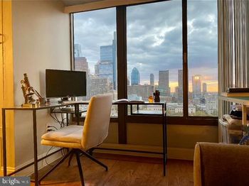 2001 Hamilton Street