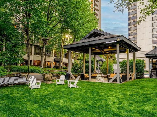 2001 Hamilton Street 1920, Philadelphia PA 19130