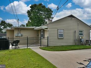 225 Yorkshire Road, Fairless Hills PA 19030