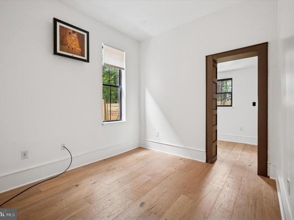 4923 Warrington Avenue, Philadelphia PA 19143
