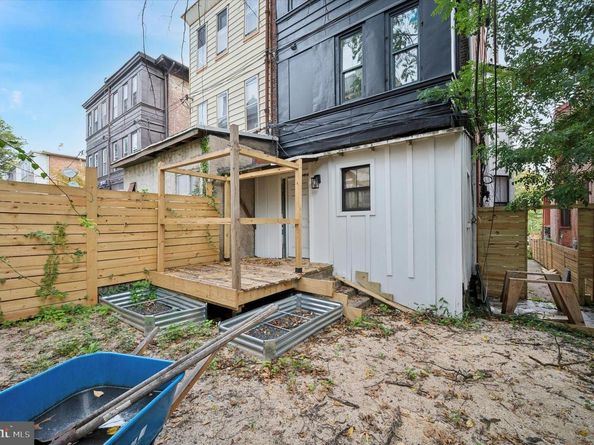 4923 Warrington Avenue, Philadelphia PA 19143