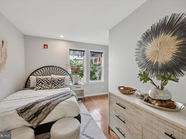1631 South Street 2, Philadelphia PA 19146