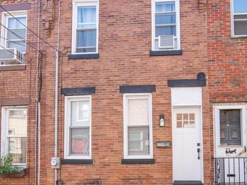 3269 Livingston Street