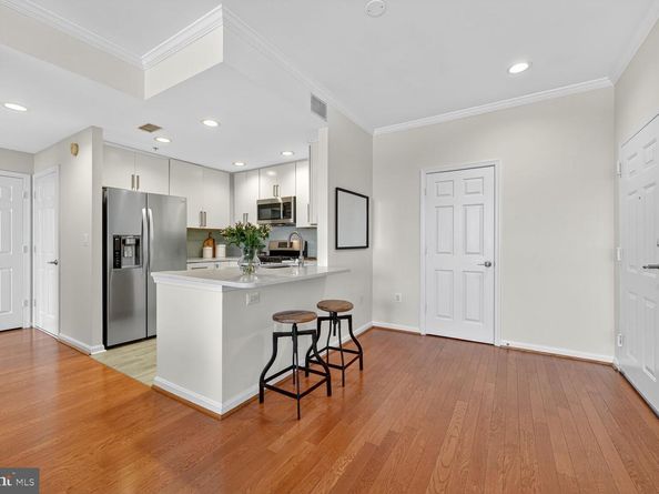 2004 11TH Street NW 326, Washington DC 20001