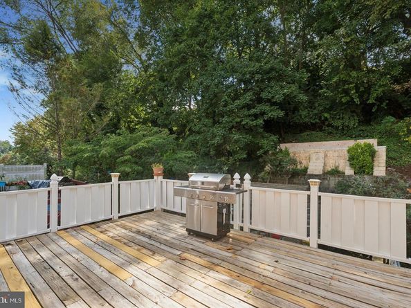 7224 Valley Avenue, Philadelphia PA 19128