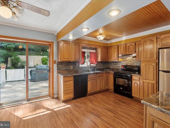 7224 Valley Avenue, Philadelphia PA 19128
