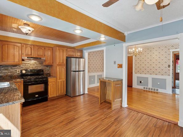 7224 Valley Avenue, Philadelphia PA 19128