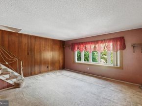 7224 Valley Avenue, Philadelphia PA 19128