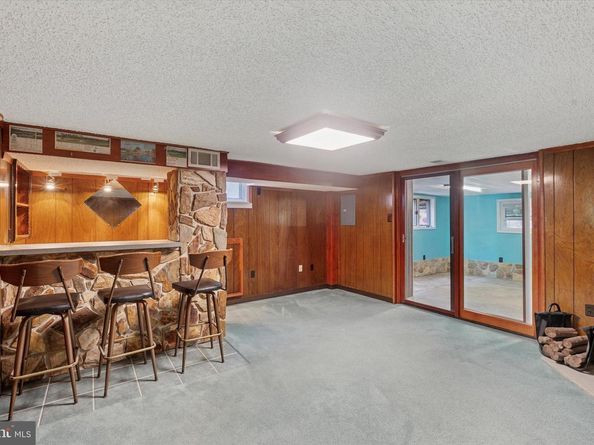 7224 Valley Avenue, Philadelphia PA 19128