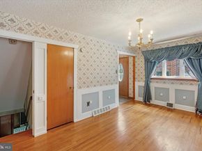 7224 Valley Avenue, Philadelphia PA 19128
