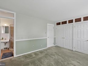 7224 Valley Avenue, Philadelphia PA 19128