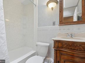 7224 Valley Avenue, Philadelphia PA 19128