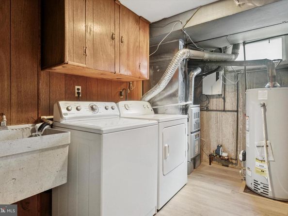 7224 Valley Avenue, Philadelphia PA 19128