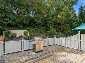 7224 Valley Avenue, Philadelphia PA 19128