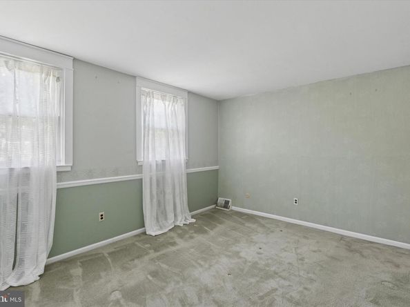 7224 Valley Avenue, Philadelphia PA 19128