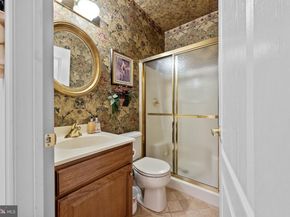 61 Legacy Oaks Drive, Richboro PA 18954