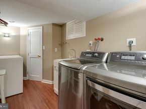 598 Cricket Lane, Wayne PA 19087