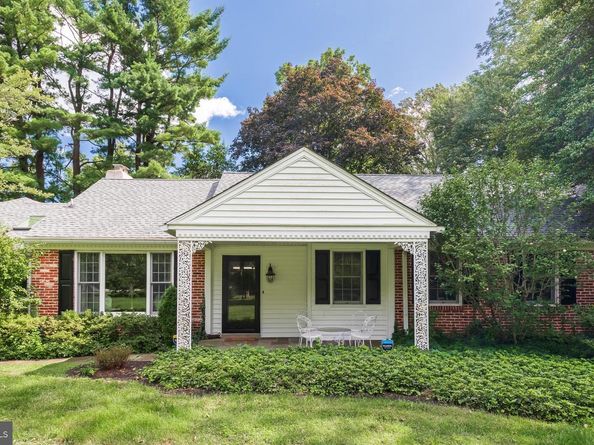 598 Cricket Lane, Wayne PA 19087