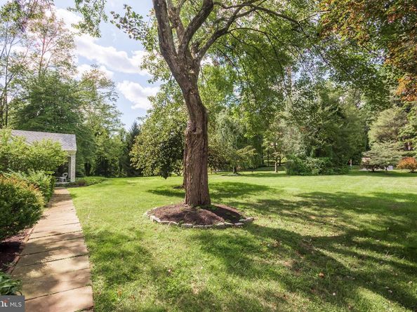 598 Cricket Lane, Wayne PA 19087