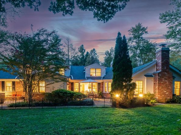 598 Cricket Lane, Wayne PA 19087