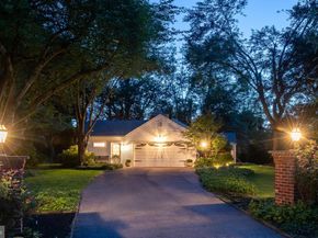 598 Cricket Lane, Wayne PA 19087