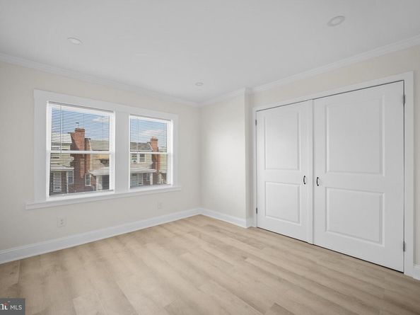 7726 Temple Rd, Philadelphia PA 19150