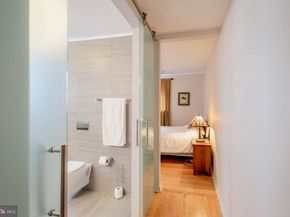 814 S 5TH Street, Philadelphia PA 19147