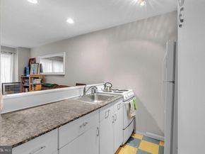 814 S 5TH Street, Philadelphia PA 19147