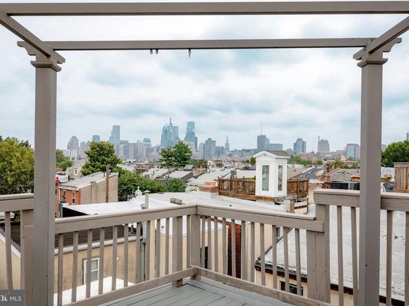 814 S 5TH Street, Philadelphia PA 19147
