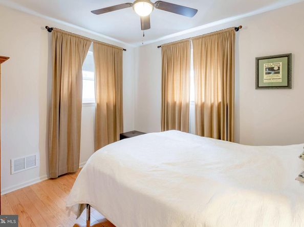 814 S 5TH Street, Philadelphia PA 19147