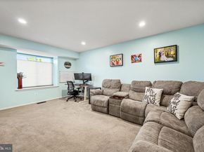 22 Fitzwatertown Road UNIT F4, Willow Grove PA 19090