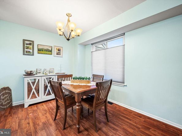 22 Fitzwatertown Road UNIT F4, Willow Grove PA 19090